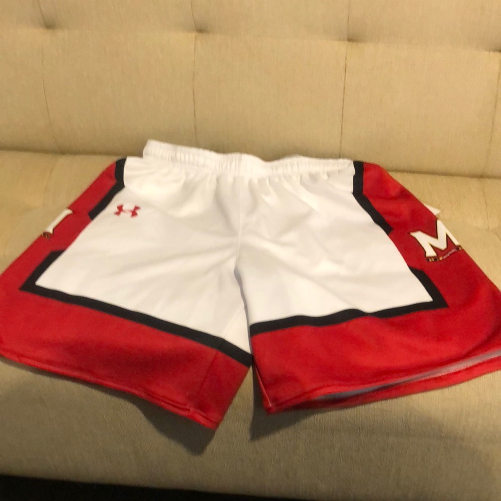 Under Armour Maryland Terps men’s basketball shorts, red/white,  size L-18 NEW